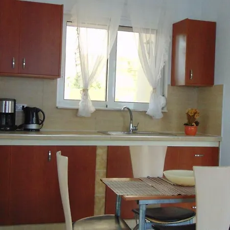 Kremasti Apartment